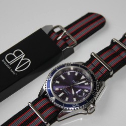 NATO Strap Goldfinger Grey red black 22mm