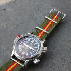 NATO Strap Kaki with lines red and yellow 22mm