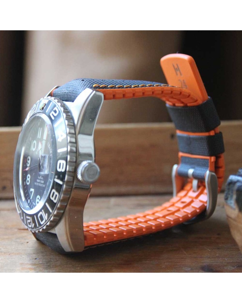 Watchstrap Hirsch ROBBY Orange 24mm and black leather