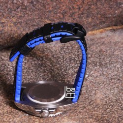 Bracelet Hirsch AYRTON Caoutchouc bleu 20mm Cuir Carbone