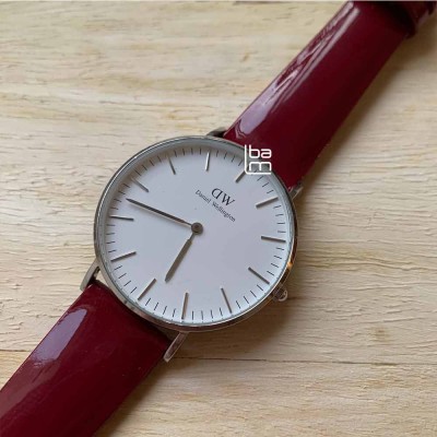 Watchstrap Hirsch Diva bordeaux 18mm women