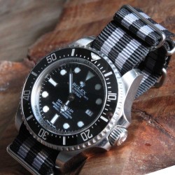 bracelet montre NATO James Bond noir gris 21mm rolex seadweller deap see