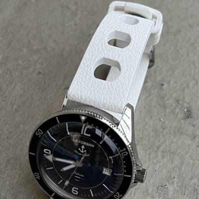 TROPIC Vintage rubber watch bracelet 20mm white - big holes