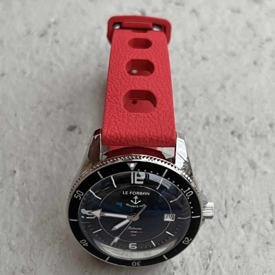 Bracelet TROPIC Sport 20mm rouge caoutchouc vulcanisé vintage grands trous 20-16