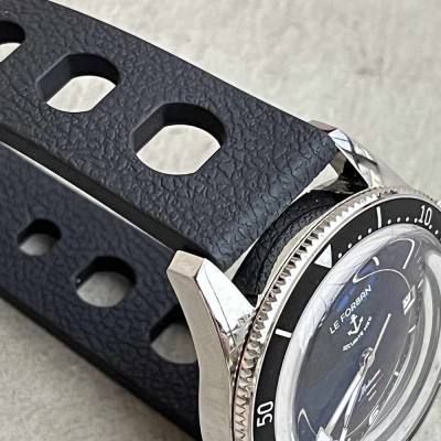 TROPIC Vintage rubber watch bracelet 20mm black big holes