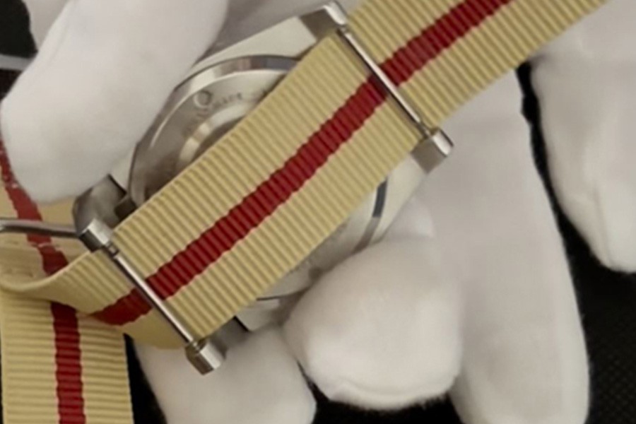 How to fit a NATO strap: step-by-step video guide